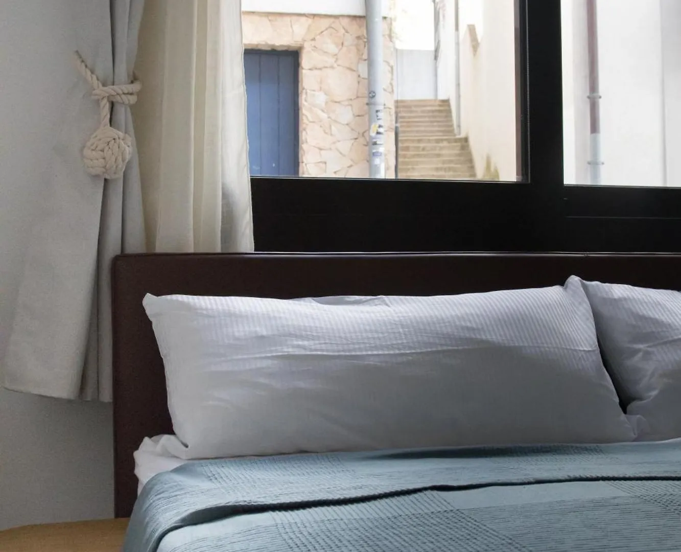 Modern Beach Apartment - La Maca Tamariu Spain